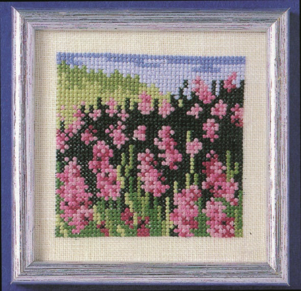 Rosa Blomster broderikit