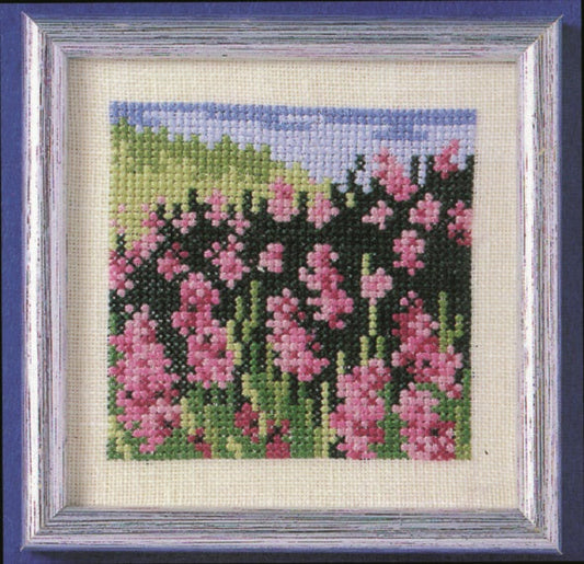 Rosa Blomster broderikit