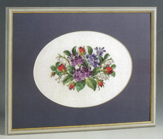 Blomster broderikit med lilla ramme